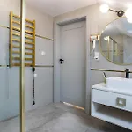 2 Bedroom Beautiful In Apartamento *