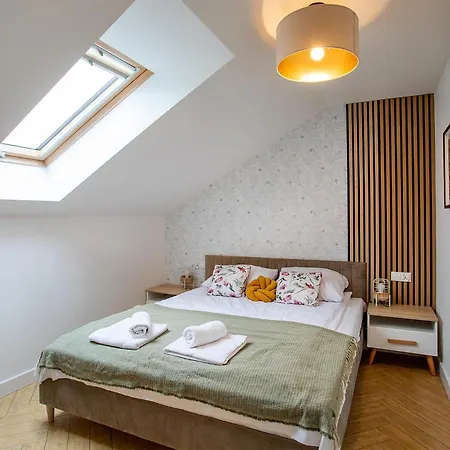 2 Bedroom Beautiful In * Nowecin